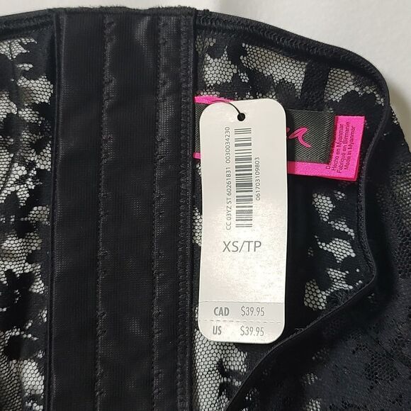 New With Tag La Senza Size XS High Waist Black Garter Skirt - Picture 12 of 14